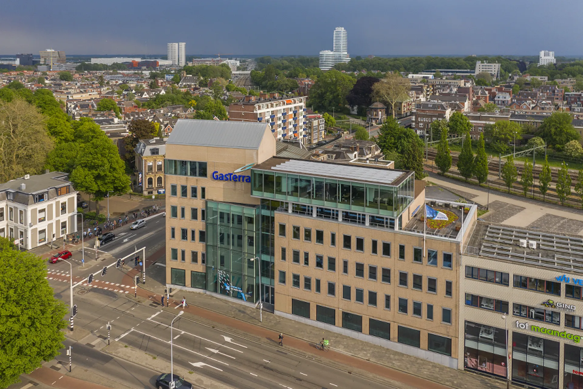 Luchtopname van kantoor GasTerra
